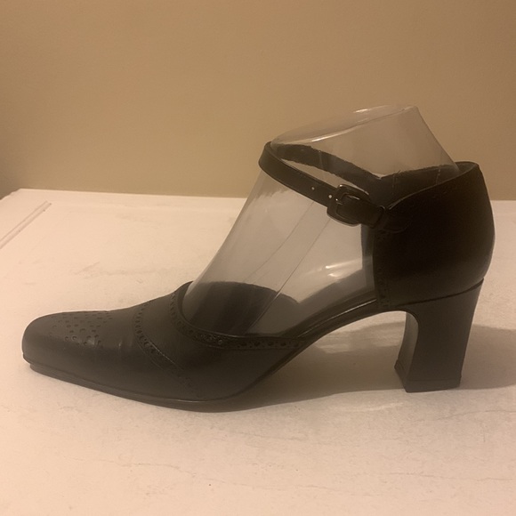 Jil Sander Women's Ankle-Strap Pointed-Toe Pumps Size 6 - Picture 9 of 15